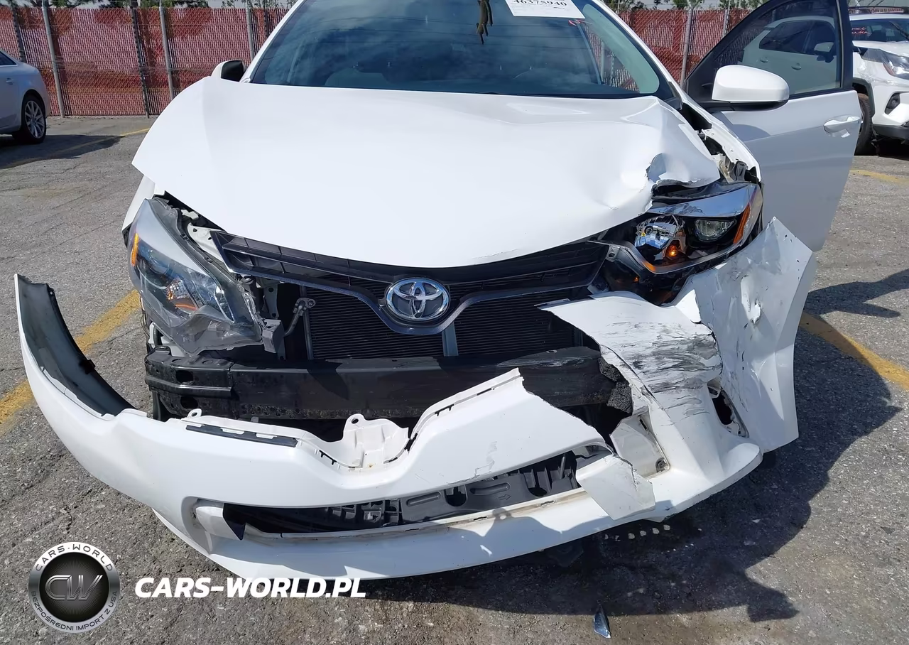 2015 Toyota Corolla Le Plus VIN:5YFBURHE0FP340152 - 6
