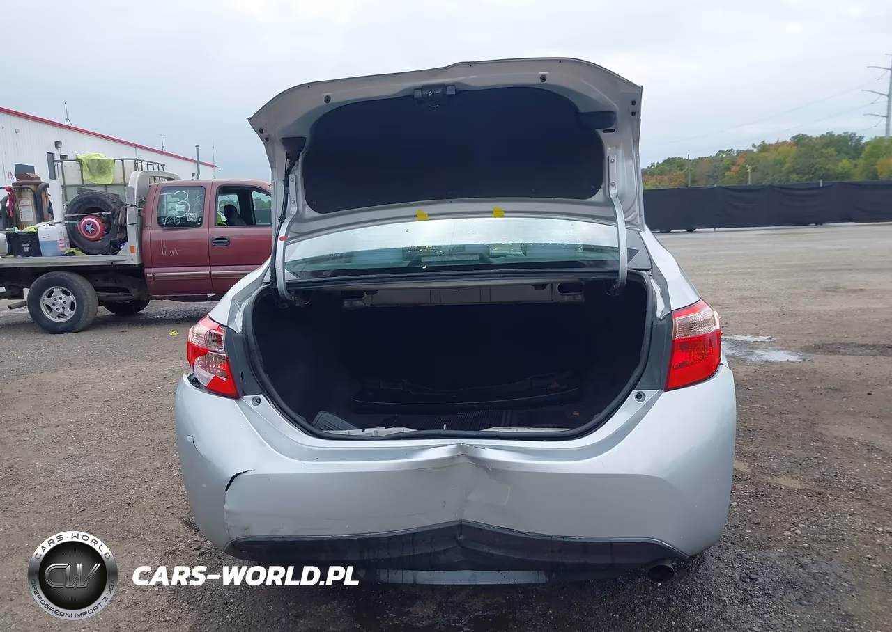 2019 Toyota Corolla Le VIN:2T1BURHE1KC210360 - 16