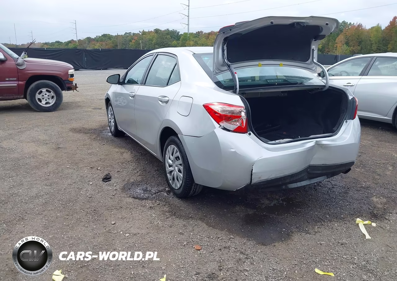 2019 Toyota Corolla Le VIN:2T1BURHE1KC210360 - 3
