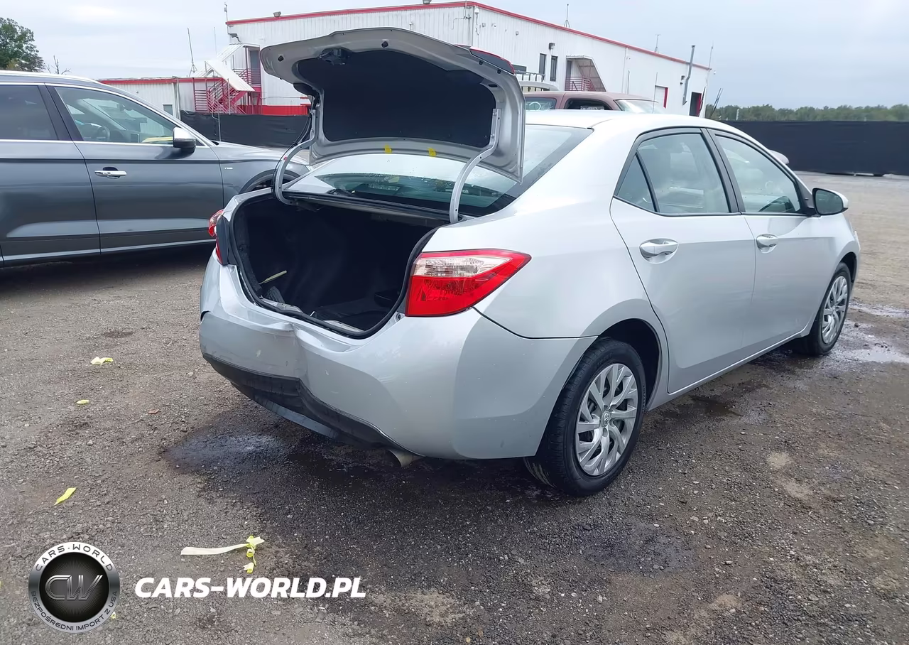 2019 Toyota Corolla Le VIN:2T1BURHE1KC210360 - 4