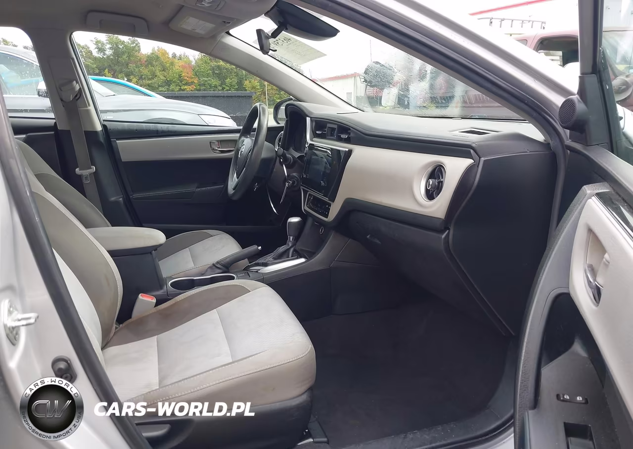 2019 Toyota Corolla Le VIN:2T1BURHE1KC210360 - 5