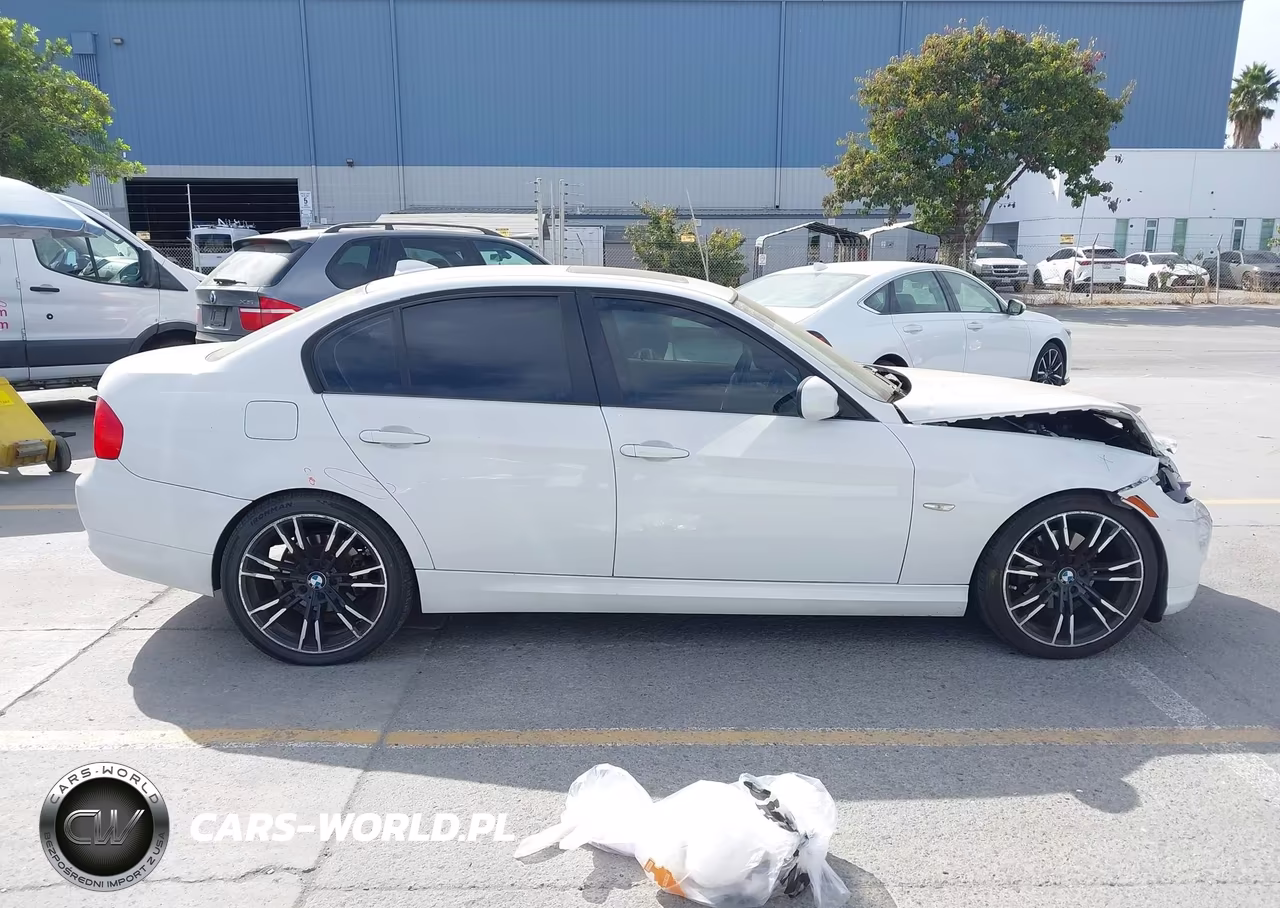 2011 BMW 328I VIN:WBAPH5G50BNM83269 - 13