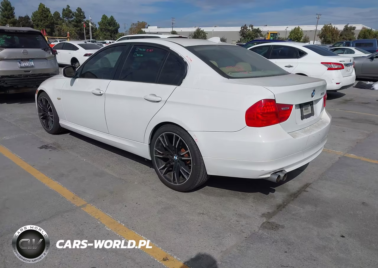 2011 BMW 328I VIN:WBAPH5G50BNM83269 - 3