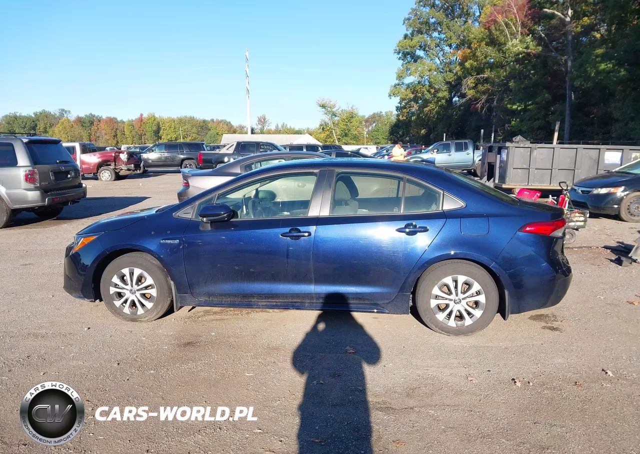 2021 Toyota Corolla Hybrid Le VIN:JTDEAMDE8MJ014678 - 13