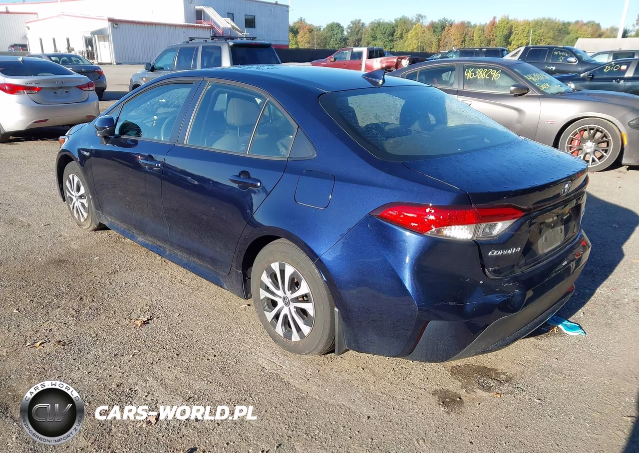 2021 Toyota Corolla Hybrid Le VIN:JTDEAMDE8MJ014678 - 3