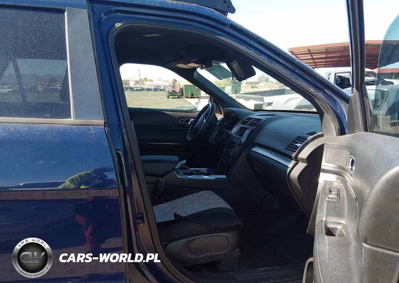 2017 Ford Utility Police Interceptor VIN:1FM5K8AR6HGE13454 - 5