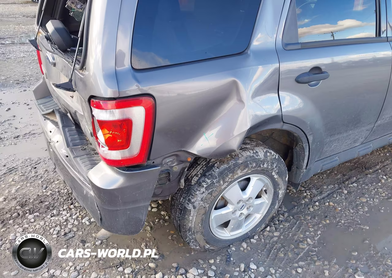 2011 Ford Escape Xlt VIN:1FMCU0DGXBKB92233 - 12
