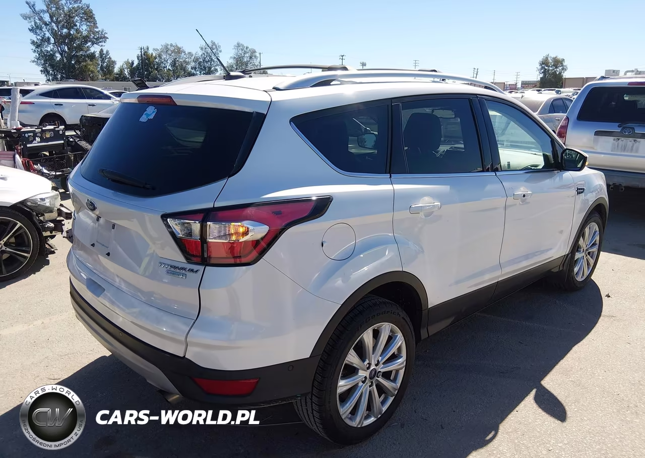 2017 Ford Escape Titanium VIN:1FMCU0JD6HUD20555 - 4