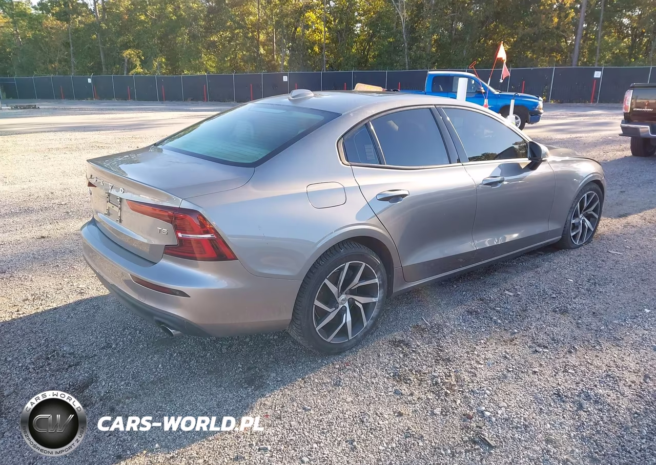 2020 Volvo S60 T5 Momentum VIN:7JR102FK9LG032399 - 4