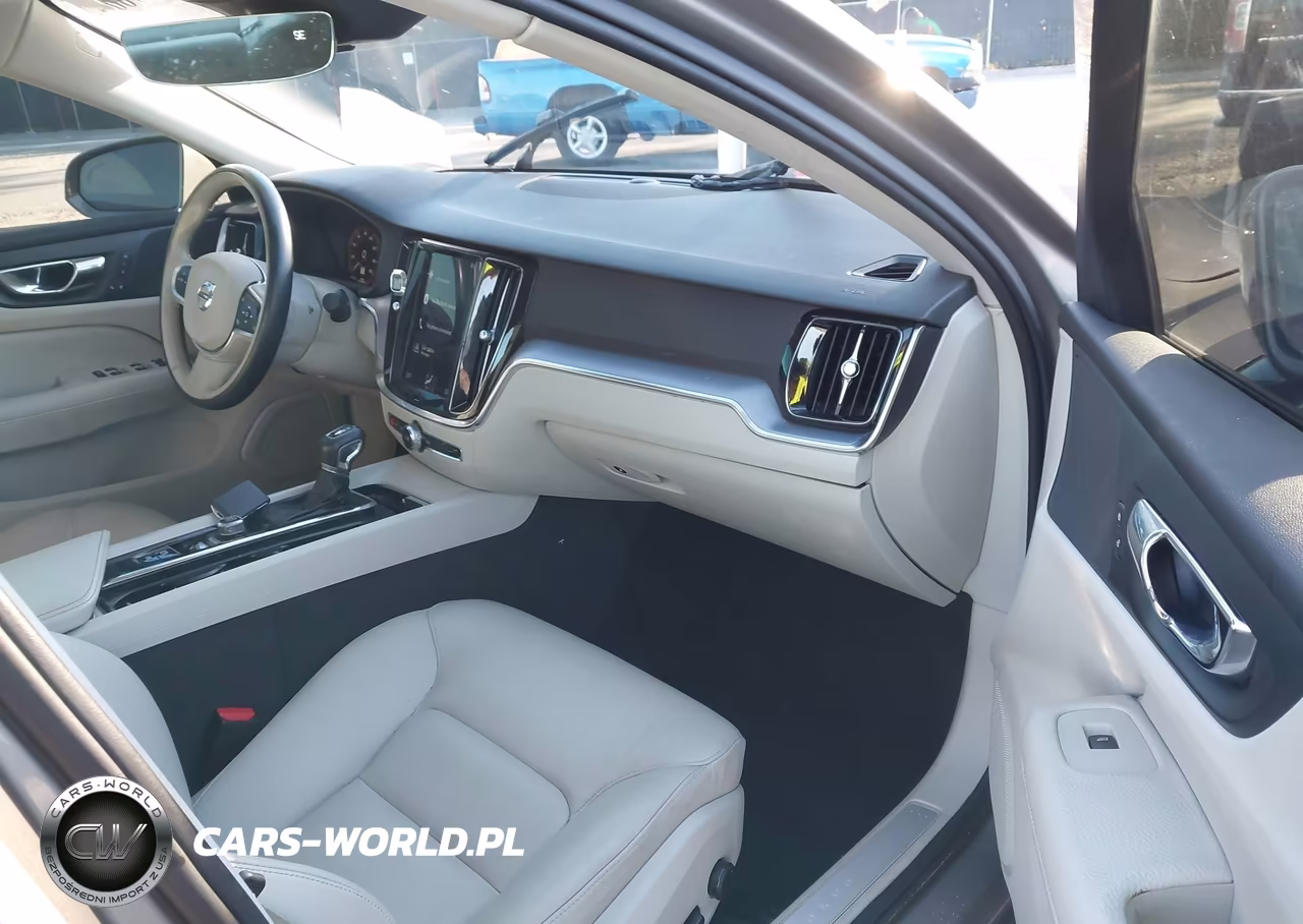 2020 Volvo S60 T5 Momentum VIN:7JR102FK9LG032399 - 5