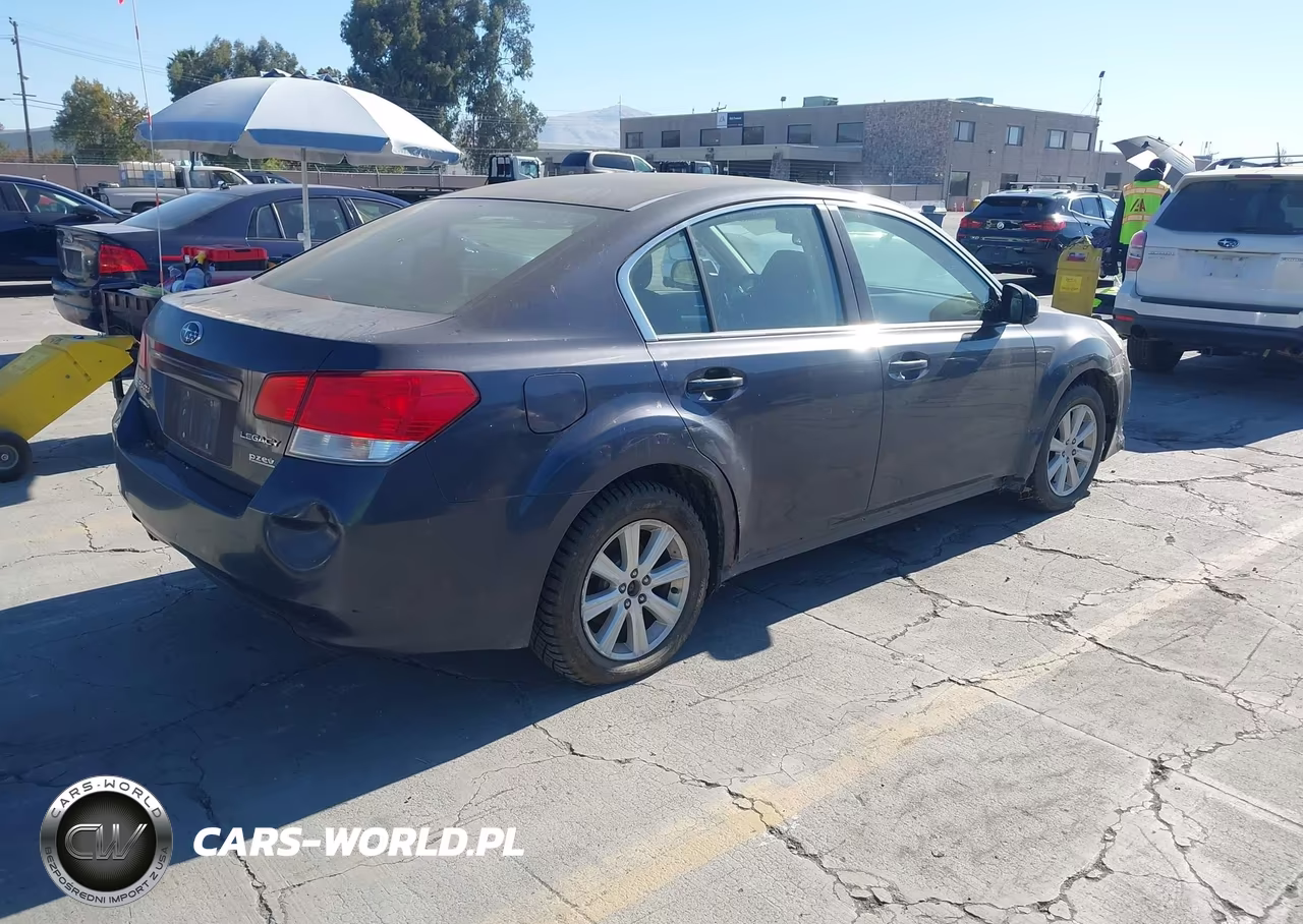 2010 Subaru Legacy 2.5I Premium VIN:4S3BMBF69A3219642 - 4