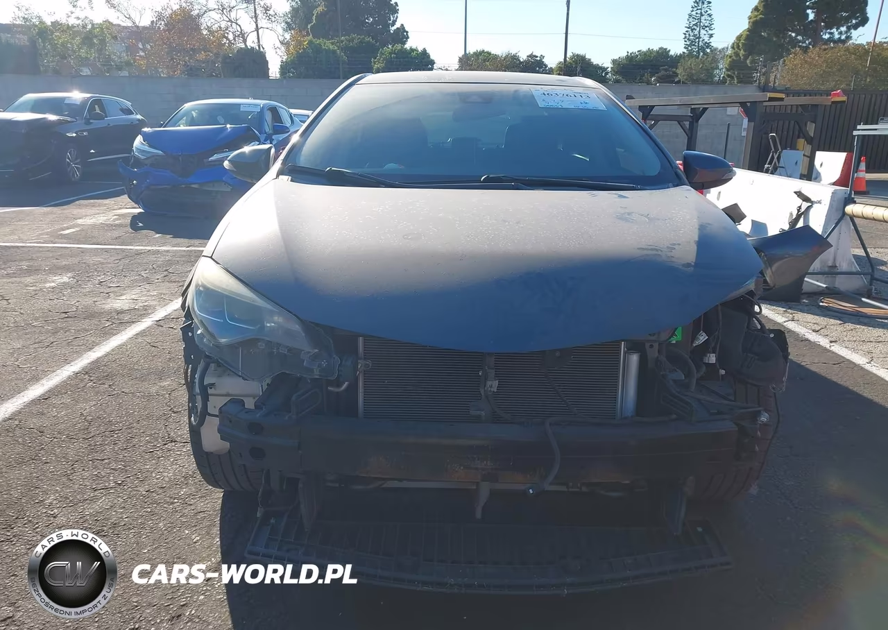 2018 Toyota Corolla Se VIN:5YFBURHE0JP766545 - 13