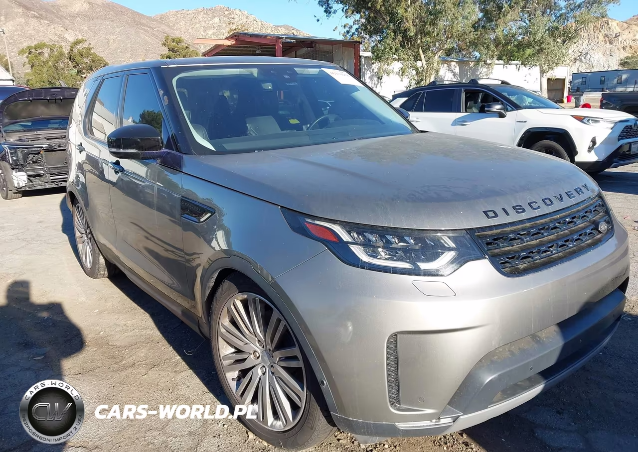 2017 Land Rover Discovery First Edition VIN:SALRTBBV2HA016833 - 1