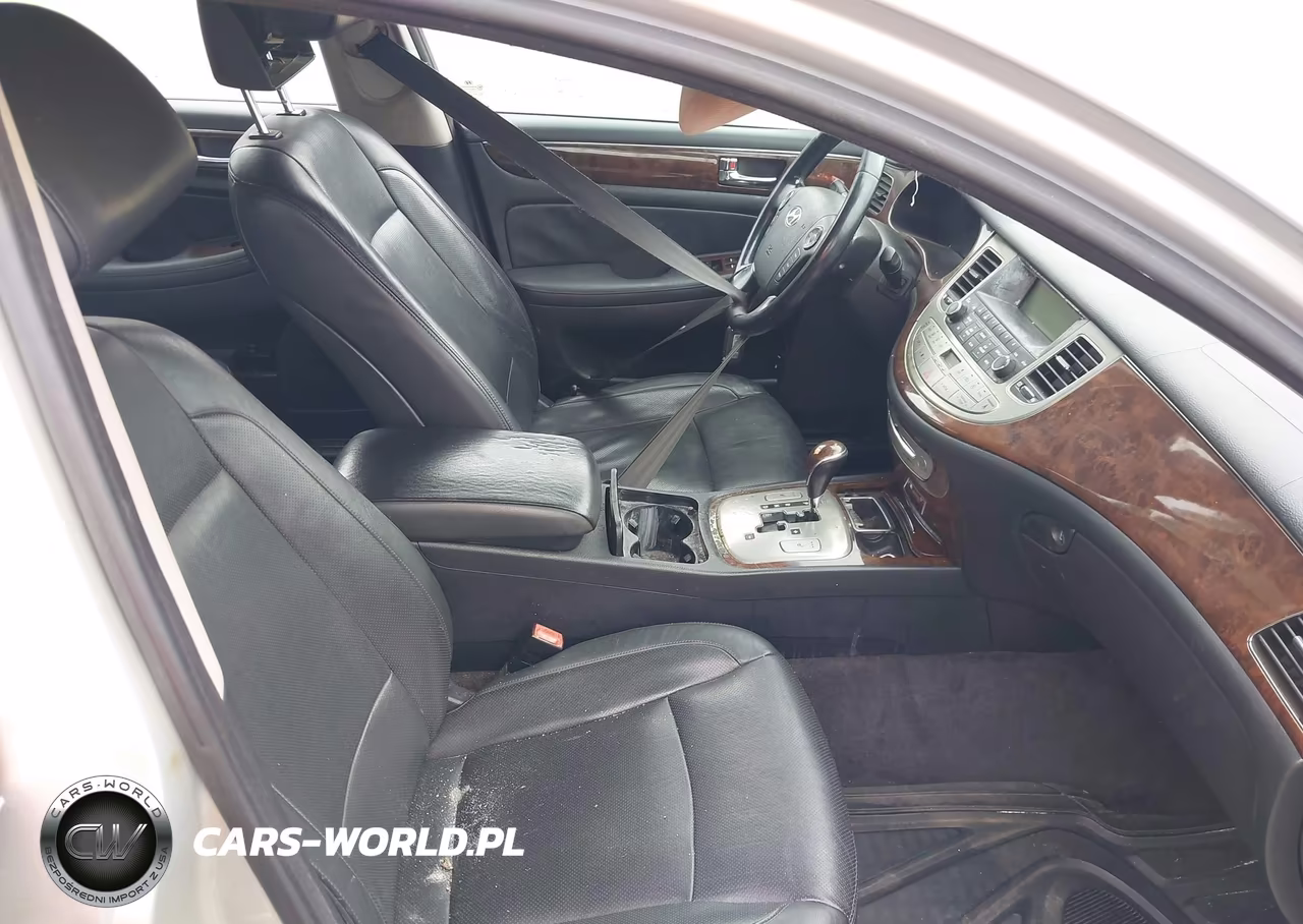 2011 Hyundai Genesis 3.8 VIN:KMHGC4DEXBU131706 - 5