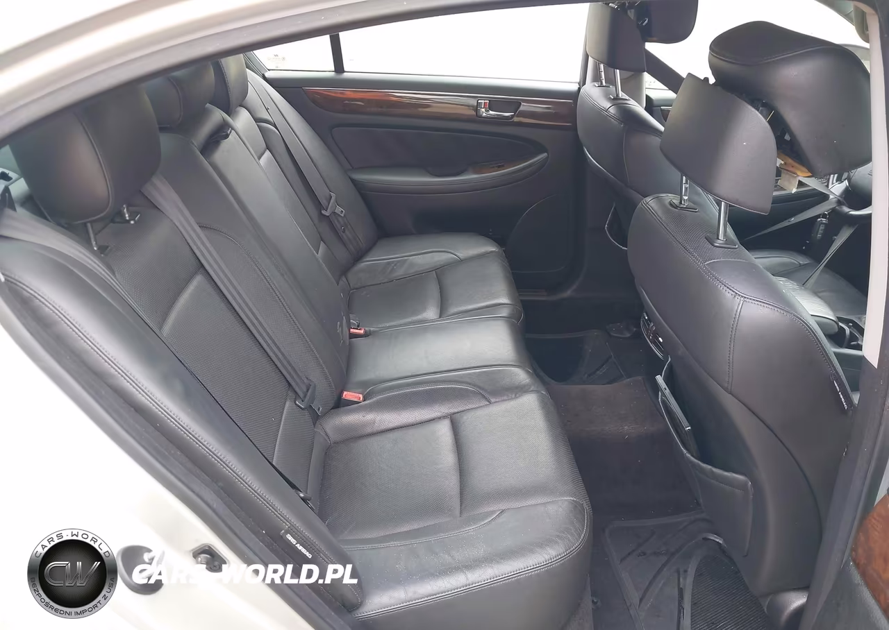 2011 Hyundai Genesis 3.8 VIN:KMHGC4DEXBU131706 - 8