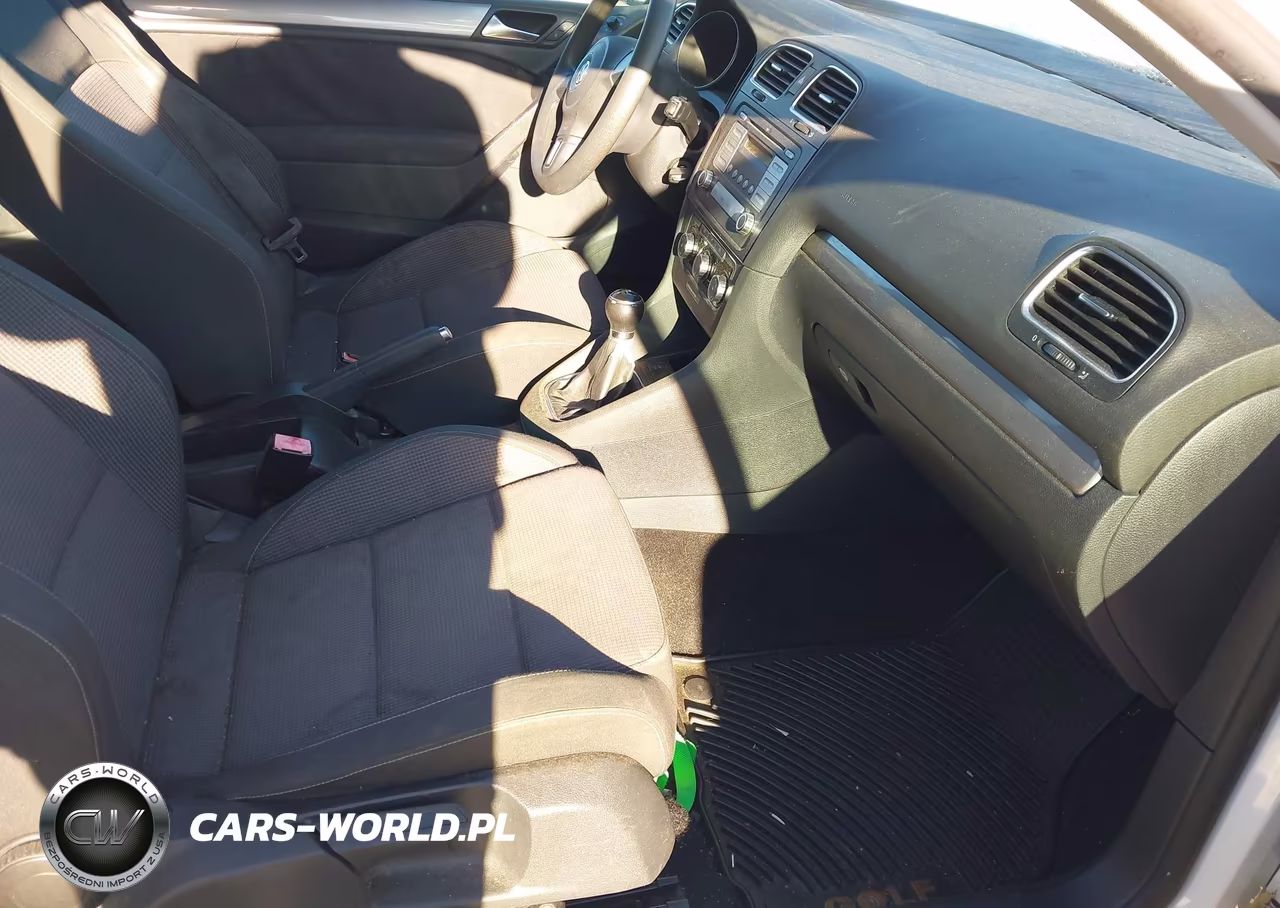 2010 Volkswagen Golf 2-Door VIN:WVWAB7AJ4AW110630 - 5