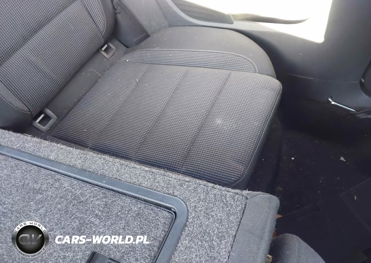 2010 Volkswagen Golf 2-Door VIN:WVWAB7AJ4AW110630 - 8