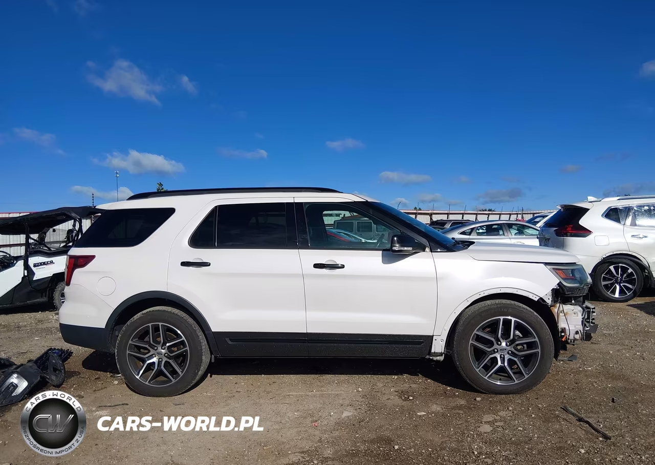 2016 Ford Explorer Sport VIN:1FM5K8GT5GGA07893 - 14