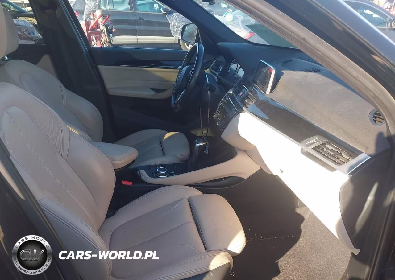 2018 BMW X1 Sdrive28I VIN:WBXHU7C32J5L07795 - 5