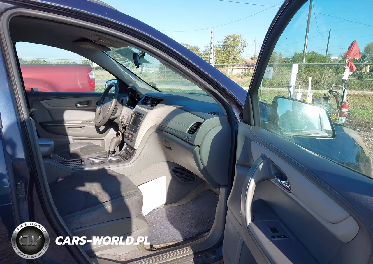 2015 Chevrolet Traverse Ls VIN:1GNKRFED3FJ322106 - 5