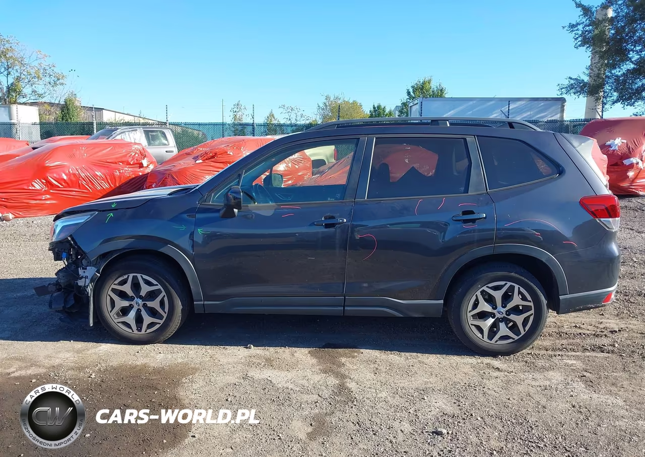 2019 Subaru Forester Premium VIN:JF2SKAGC3KH453057 - 13
