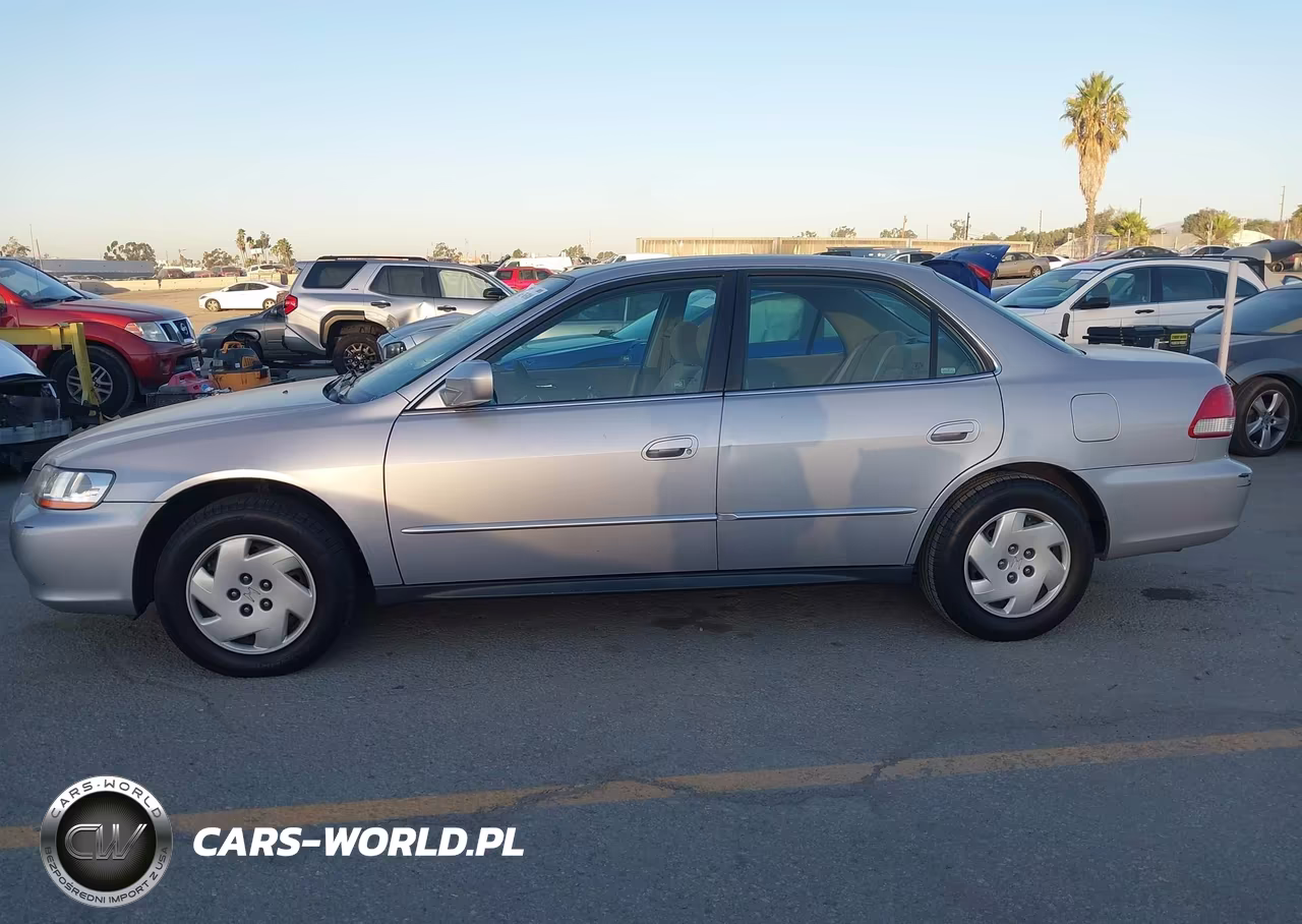 2001 Honda Accord 3.0 Lx VIN:1HGCG16411A069365 - 14
