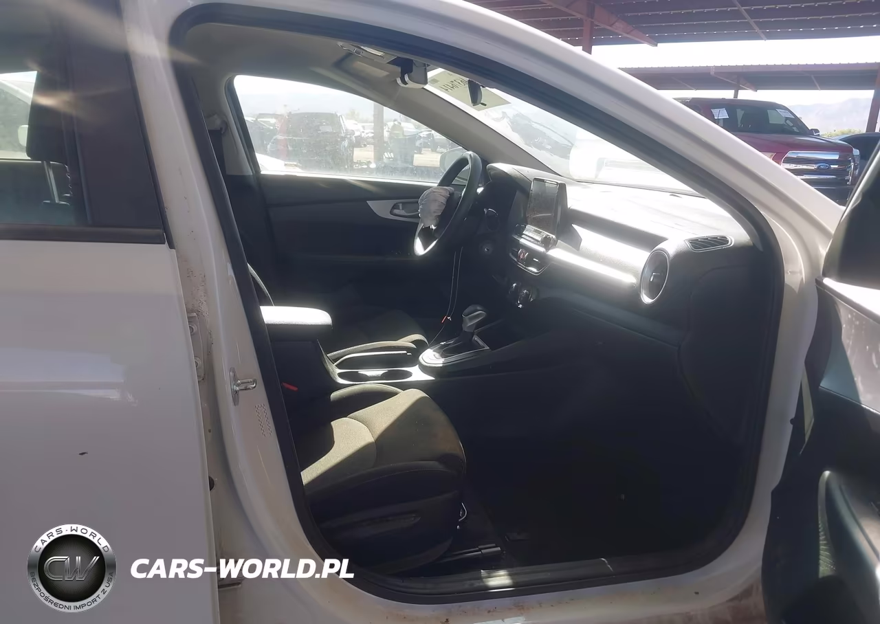 2022 Kia Forte Lxs VIN:3KPF24AD1NE482019 - 5