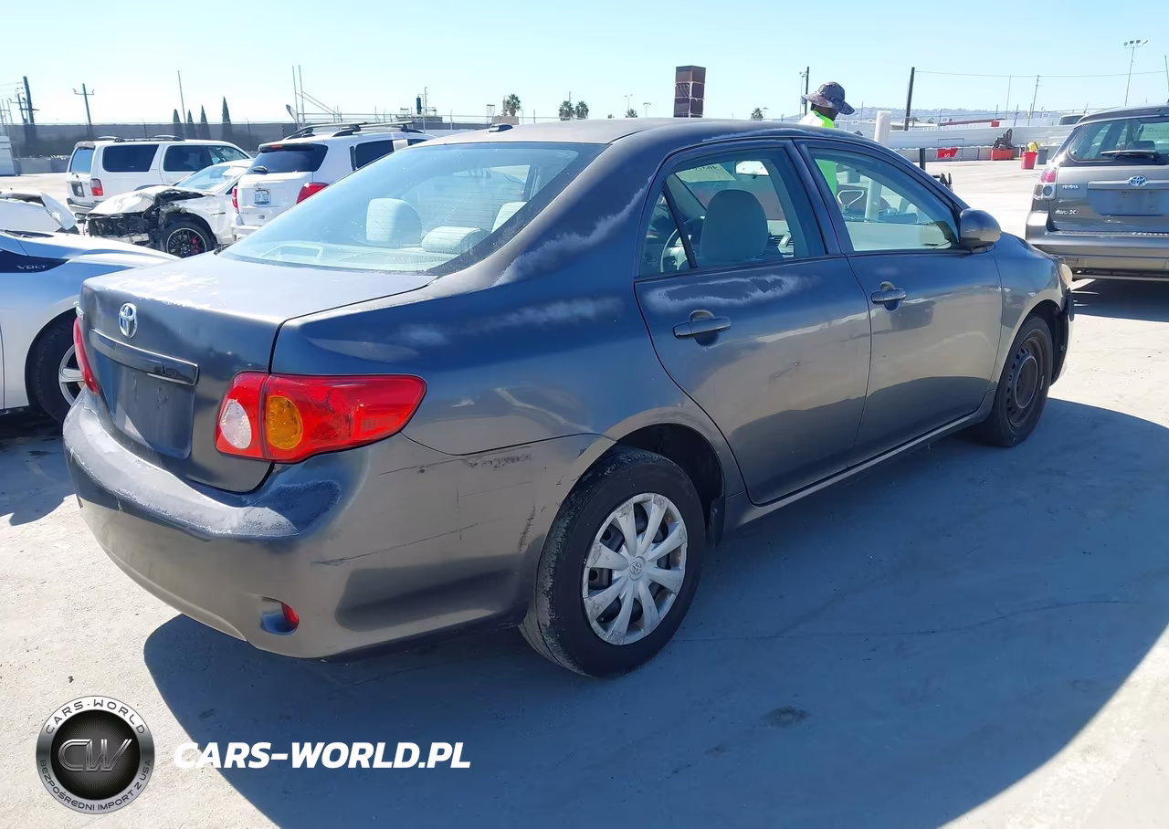 2010 Toyota Corolla Le VIN:2T1BU4EE1AC532504 - 4