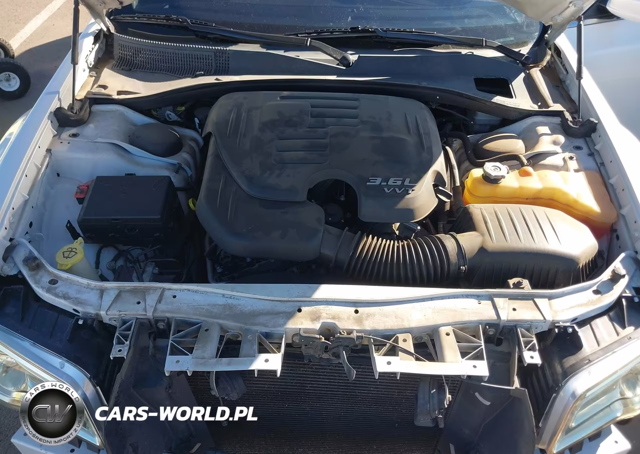 2011 Chrysler 300 VIN:2C3CA4CG2BH528698 - 10