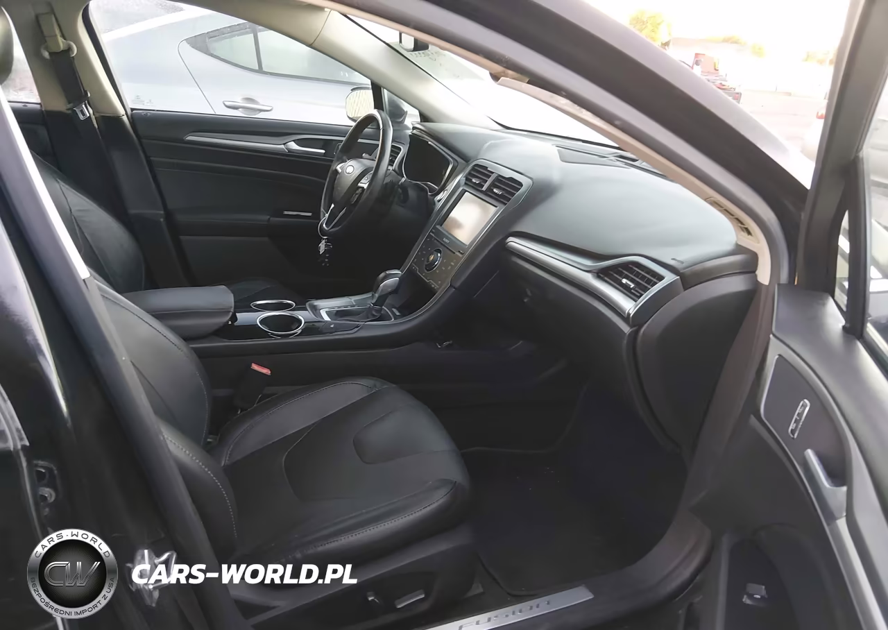 2013 Ford Fusion Titanium VIN:3FA6P0K94DR215796 - 5