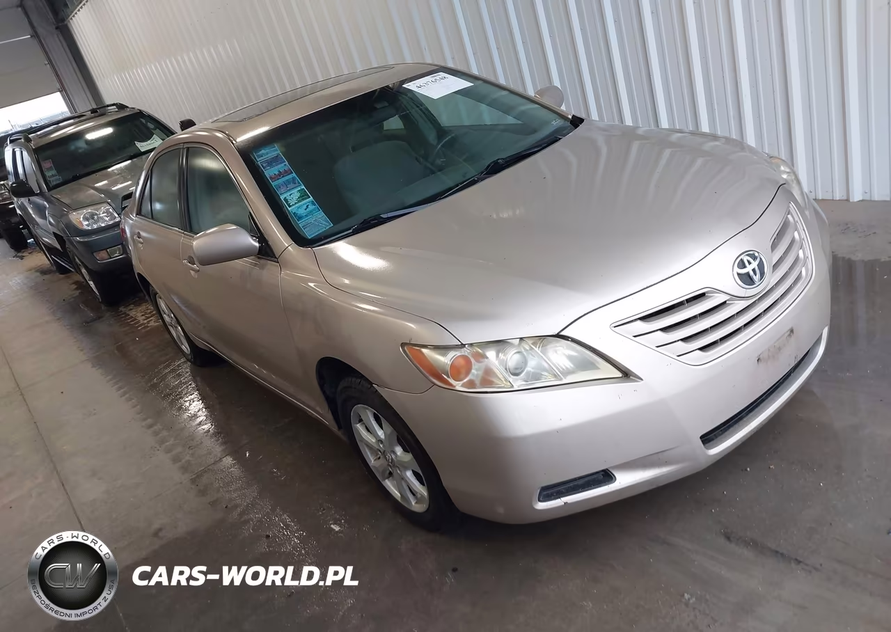 2009 Toyota Camry Le – zdjęcie 1 z 11