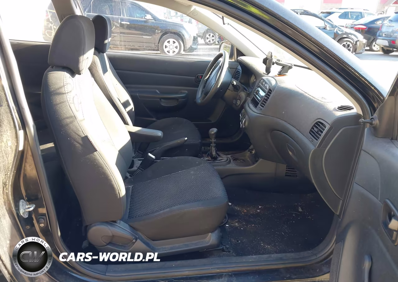 2011 Hyundai Accent Gl VIN:KMHCM3AC6BU192320 - 5