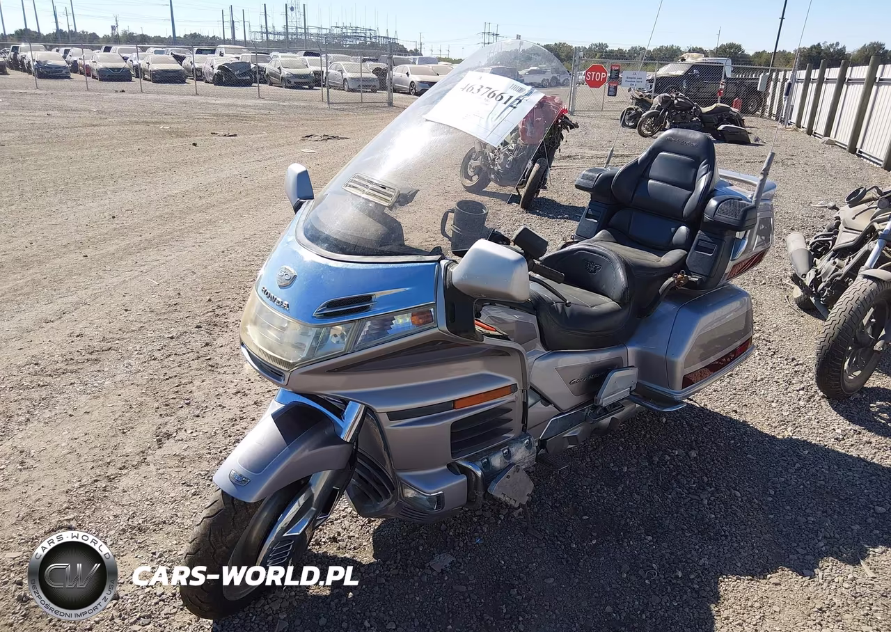 1999 Honda Gl1500 Se12 VIN:1HFSC2237XA103297 - 2