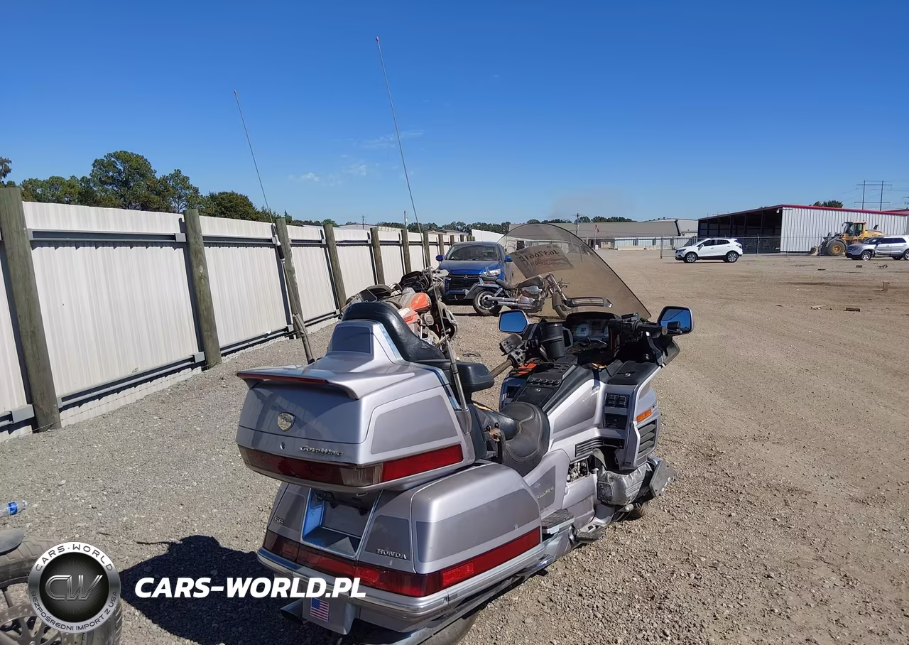1999 Honda Gl1500 Se12 VIN:1HFSC2237XA103297 - 4