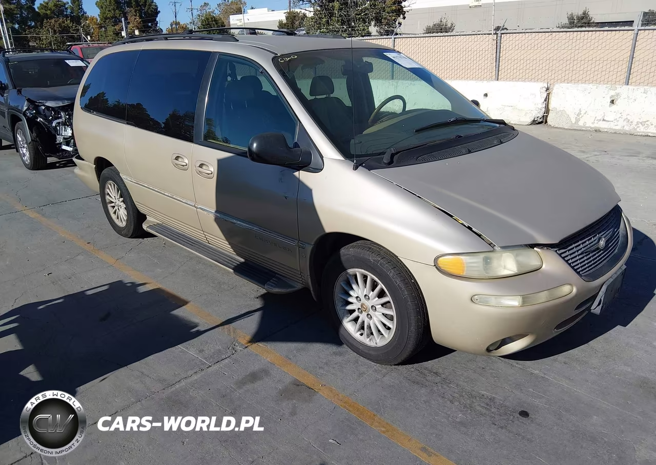 2000 Chrysler Town & Country Lxi