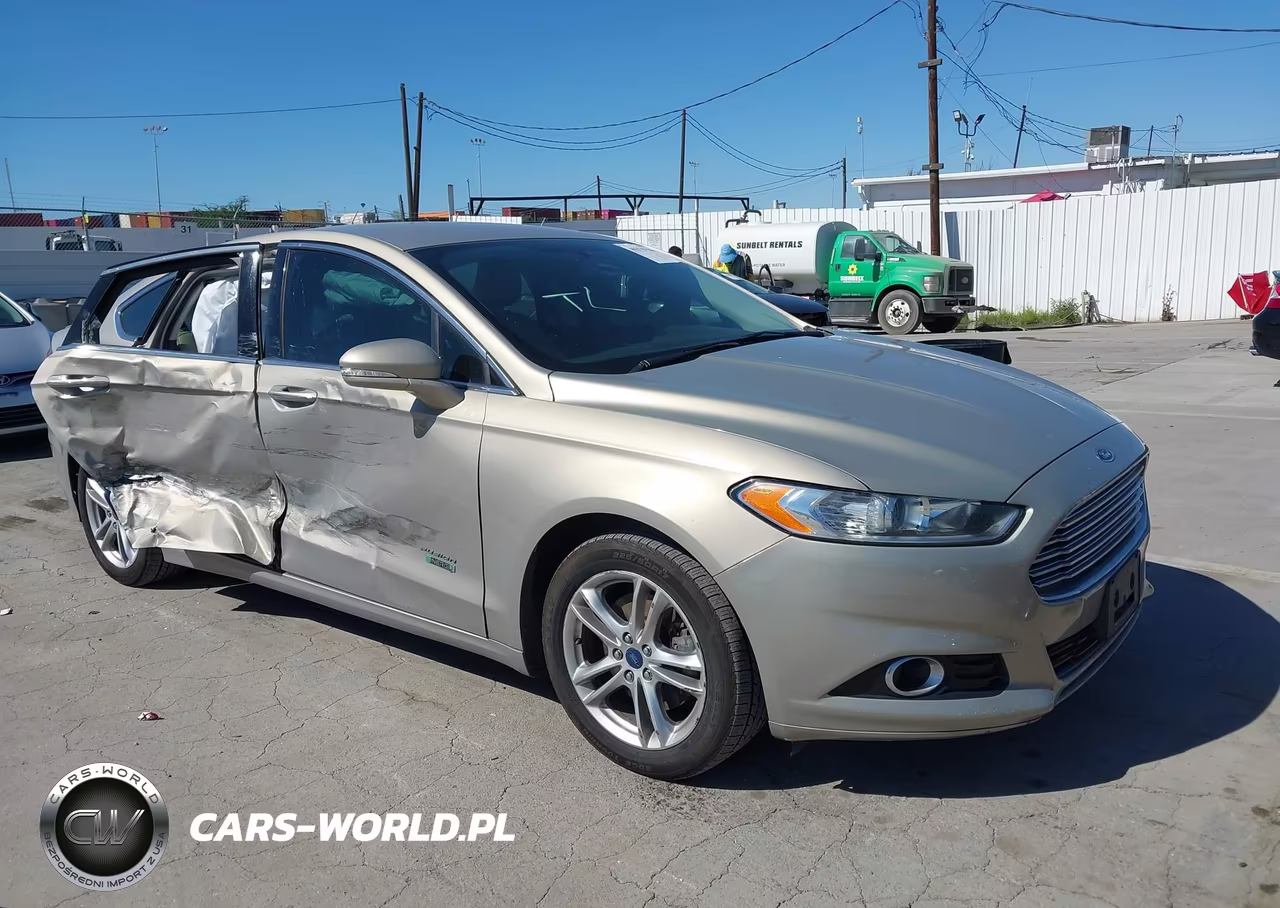 2016 Ford Fusion Energi Titanium