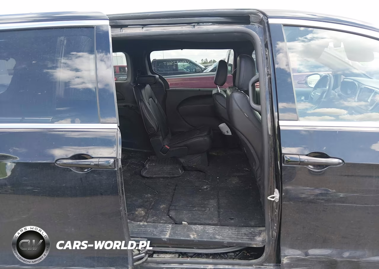 2025 Chrysler Pacifica Select VIN:2C4RC1BG2SR560819 - 8