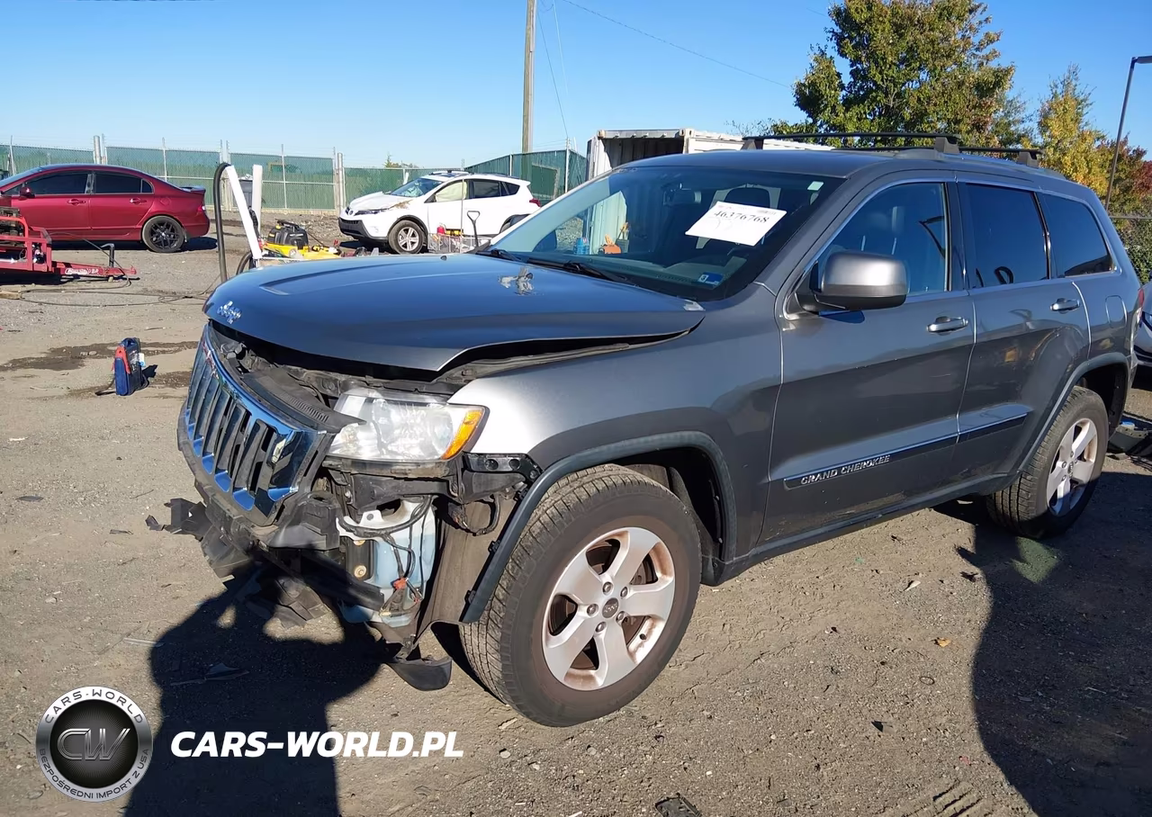 2013 Jeep Grand Cherokee Laredo VIN:1C4RJFAG9DC612396 - 2