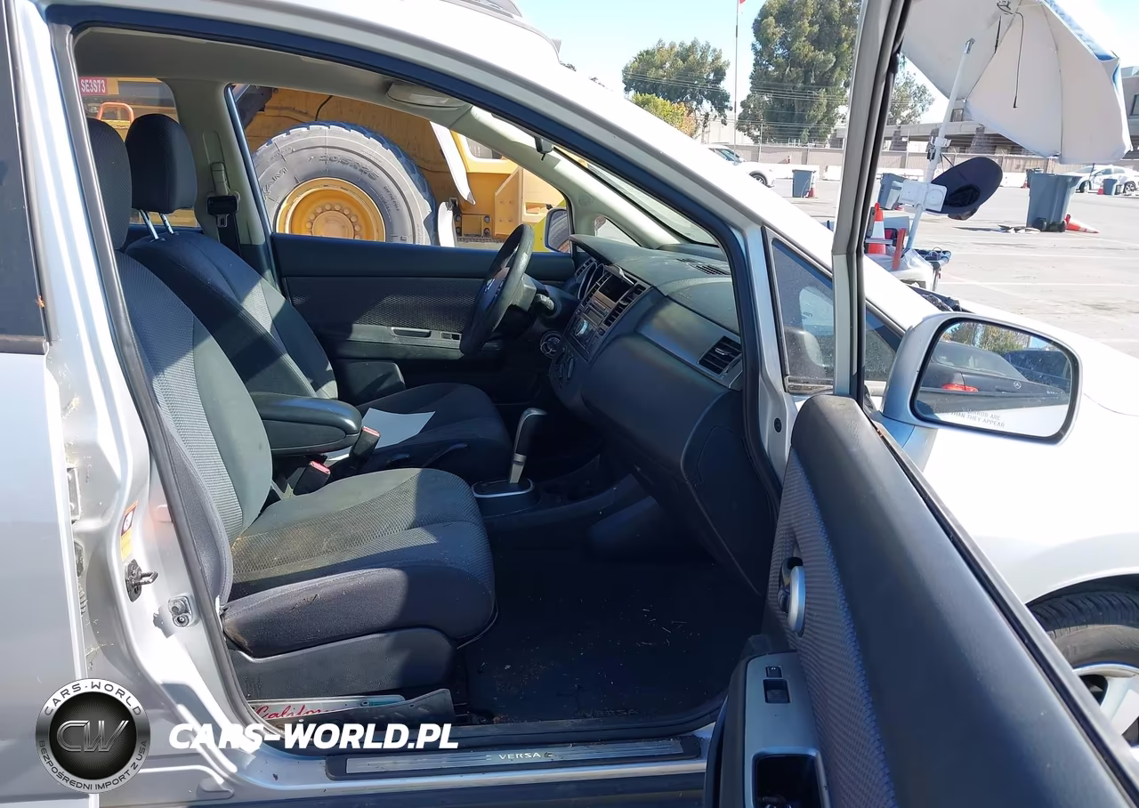 2009 Nissan Versa 1.8Sl VIN:3N1BC13E39L362999 - 5