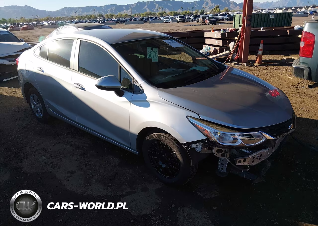 2018 Chevrolet Cruze Ls Auto – zdjęcie 1 z 11