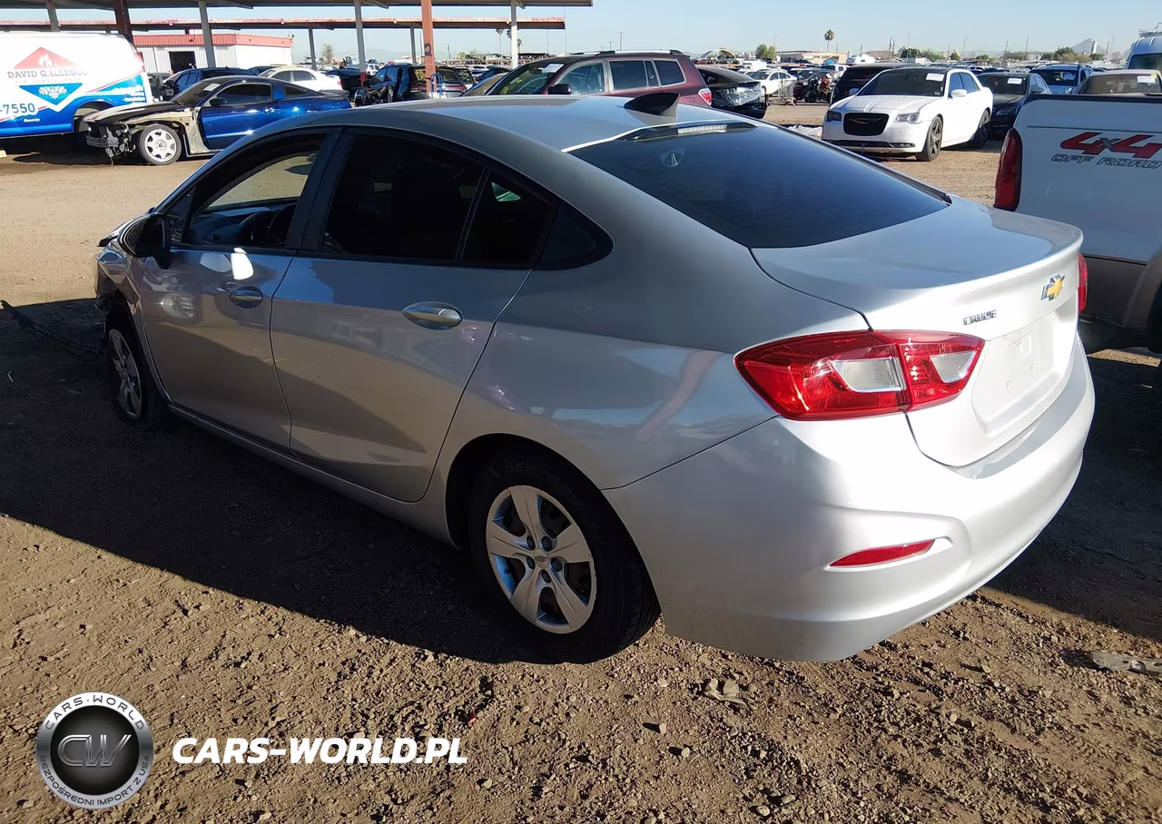 2018 Chevrolet Cruze Ls Auto VIN:1G1BC5SM0J7175265 - 3
