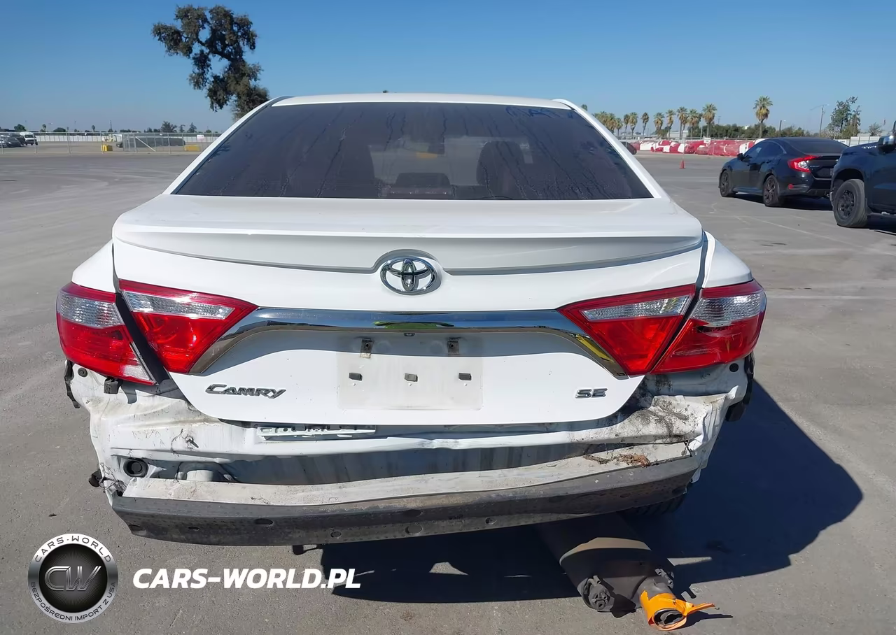 2017 Toyota Camry Se VIN:4T1BF1FK4HU750989 - 17