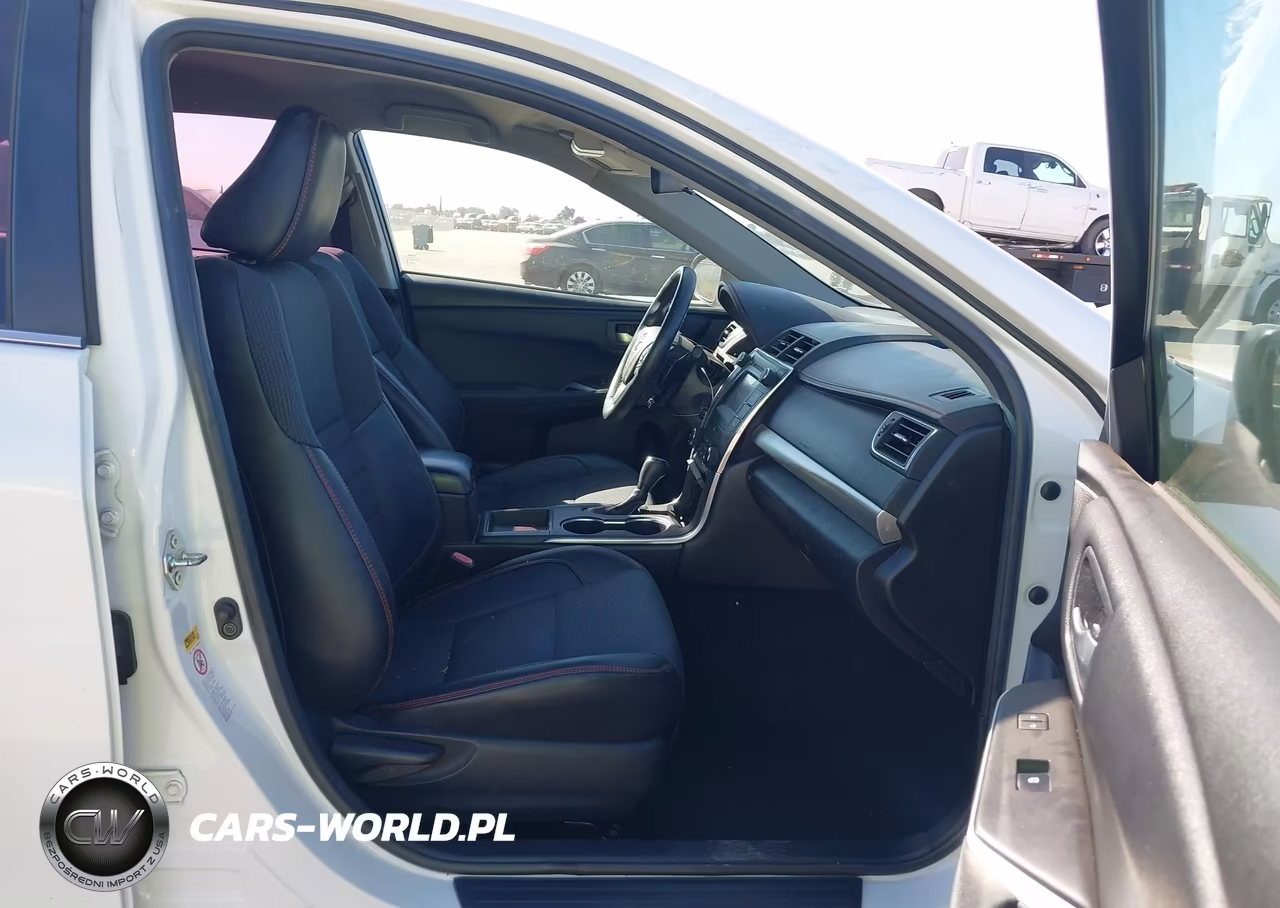 2017 Toyota Camry Se VIN:4T1BF1FK4HU750989 - 5