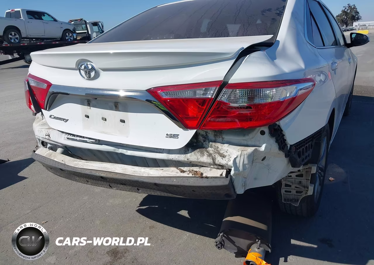 2017 Toyota Camry Se VIN:4T1BF1FK4HU750989 - 6