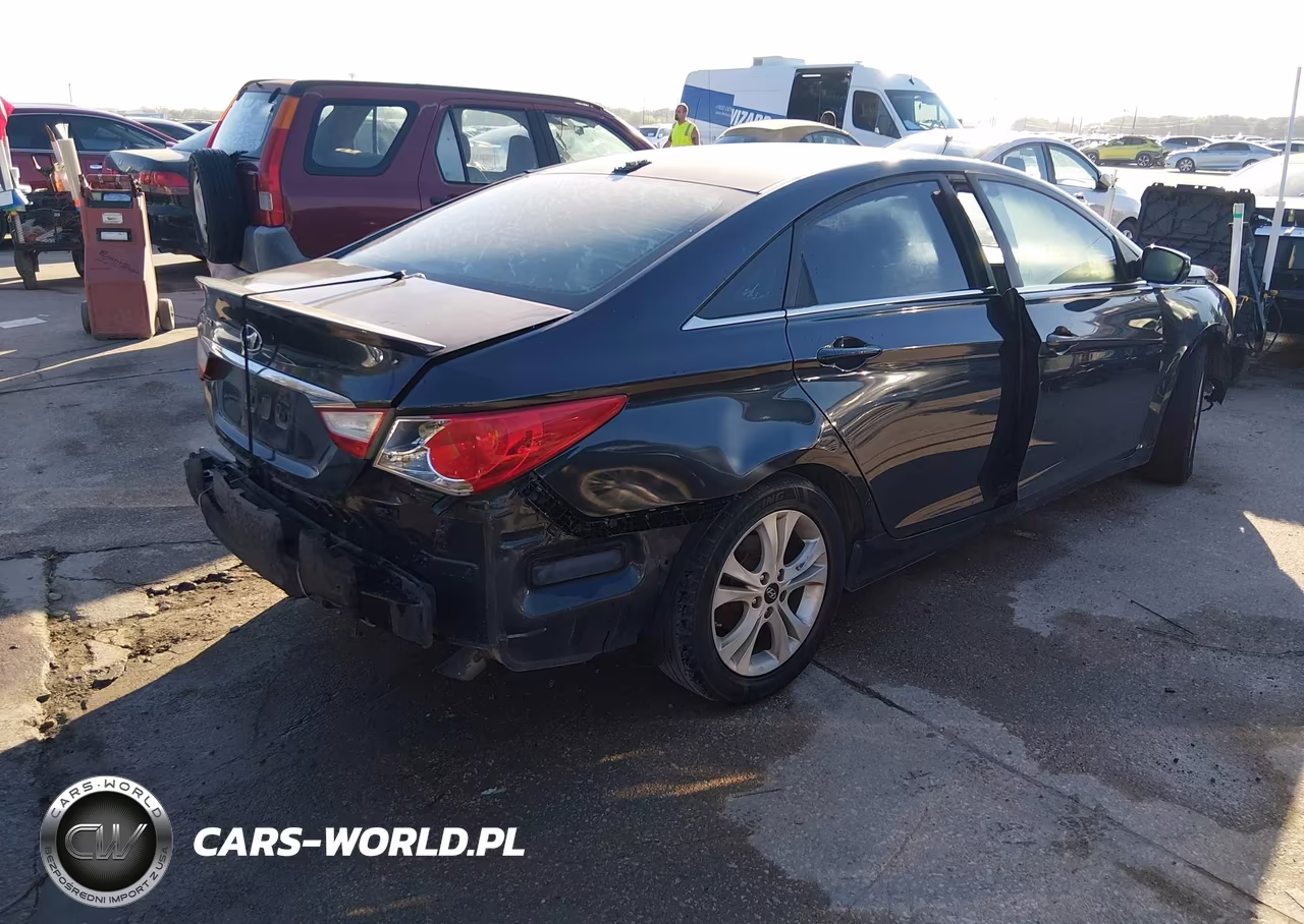 2013 Hyundai Sonata Gls VIN:5NPEB4AC4DH778181 - 4