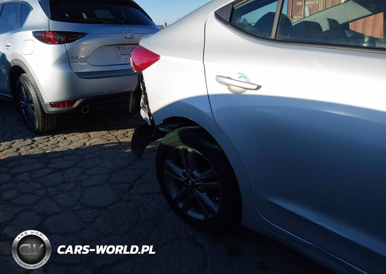 2017 Hyundai Elantra Se VIN:5NPD84LFXHH091066 - 17