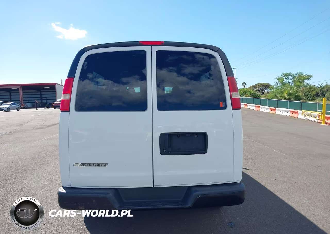 2018 Chevrolet Express 3500 Ls VIN:1GAZGNFG4J1301489 - 21