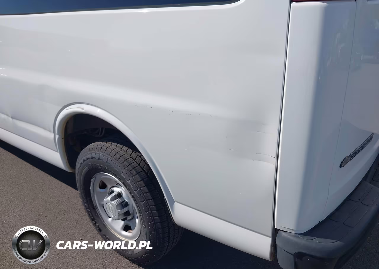 2018 Chevrolet Express 3500 Ls VIN:1GAZGNFG8J1301284 - 15