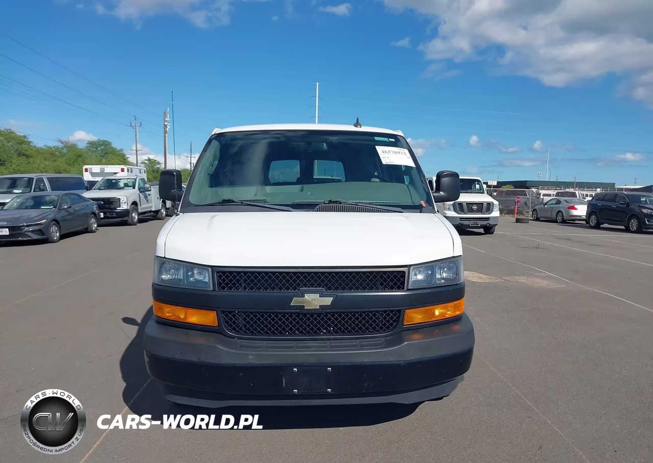 2018 Chevrolet Express 3500 Ls VIN:1GAZGNFG8J1301284 - 17