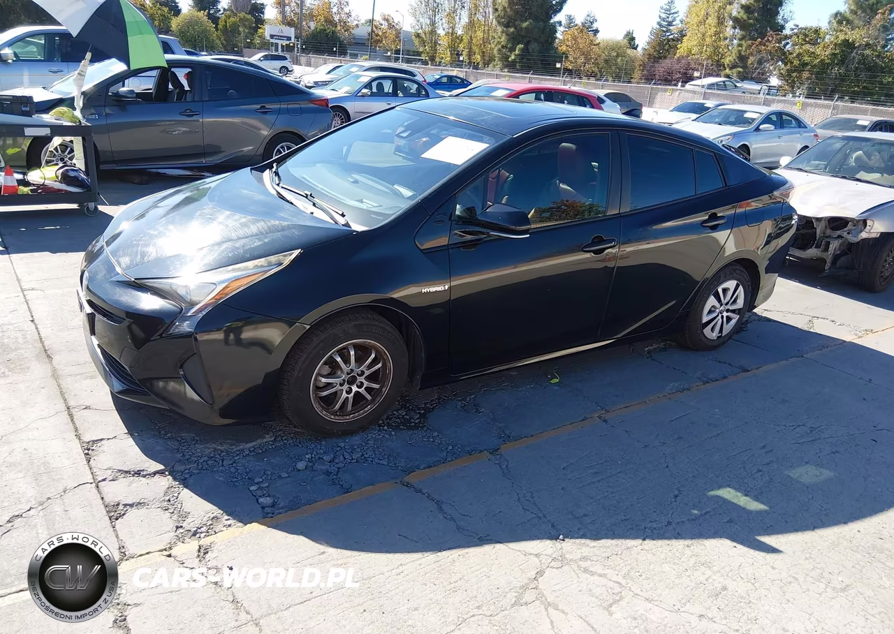 2016 Toyota Prius Three VIN:JTDKARFU0G3022139 - 2